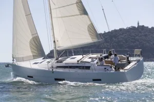 Dufour 430 - 2020 - 4 cabins(3 double + 1 single)- Corfu - Lefkas Dufour 430 - 2020 - 4 cabins(3 double + 1 single)- Corfu - Lefkas
