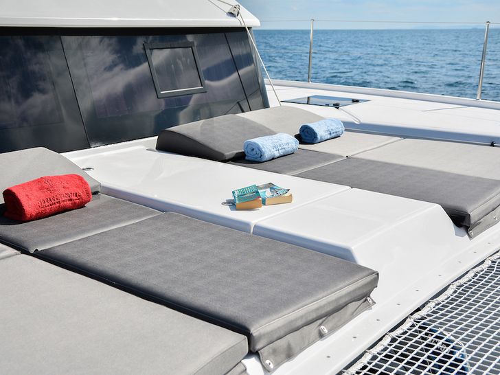 Dufour 48 MOJITO - Bow sun pads Dufour 48 MOJITO - Bow sun pads