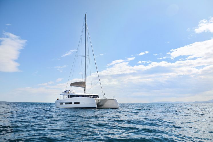 Charter Yacht CAIPIRINHA - Dufour 48 Catamaran(2019)- 5 Cabins - Athens - Mykonos - Paros