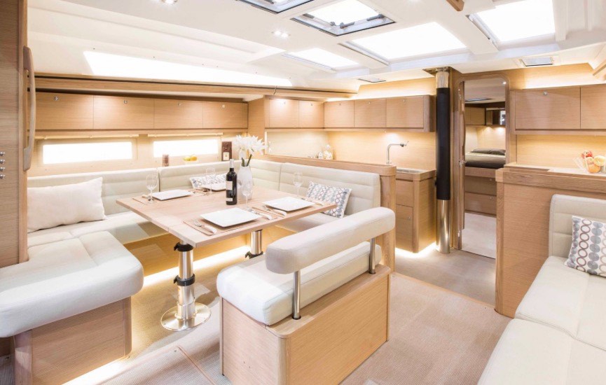 Charter Yacht Dufour 512 - 5 Cabins - 2017 - St Tropez