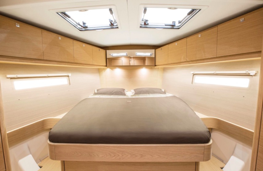 Charter Yacht Dufour 512 - 5 Cabins - 2017 - St Tropez