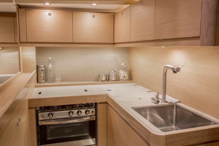 Charter Yacht Dufour 512 - 5 Cabins - 2017 - St Tropez