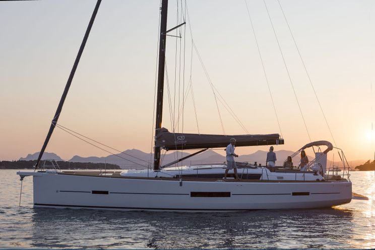 Charter Yacht Dufour 520 - 4 + 1 cabins(4 double + 1 bunk)- Athens - Alimos