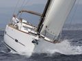 Dufour 520 Sailing