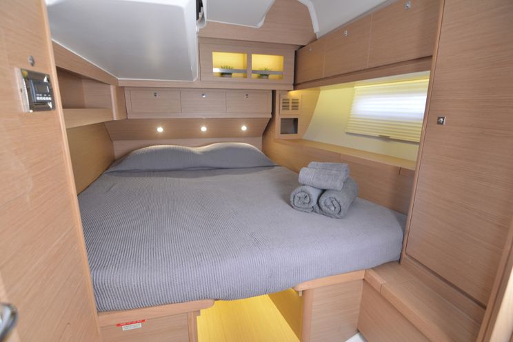 Charter Yacht Dufour 520 - 4 + 1 cabins(4 double + 1 bunk)- 2018 - Mykonos - Athens