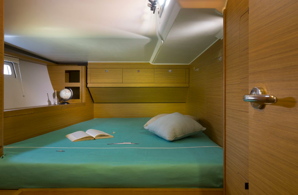 Charter Yacht Dufour 520 GL with watermaker&A/C - Seychelles - Praslin - Mahe