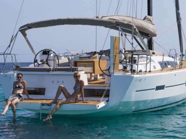 Dufour 520 GL Aft Dufour 520 GL Aft