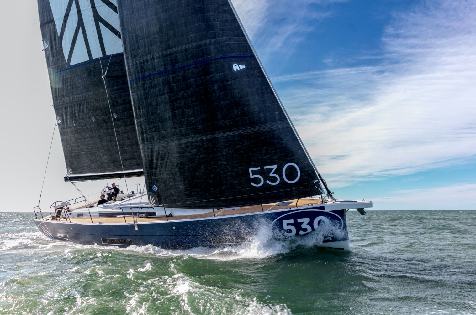 Dufour 530 Sailing