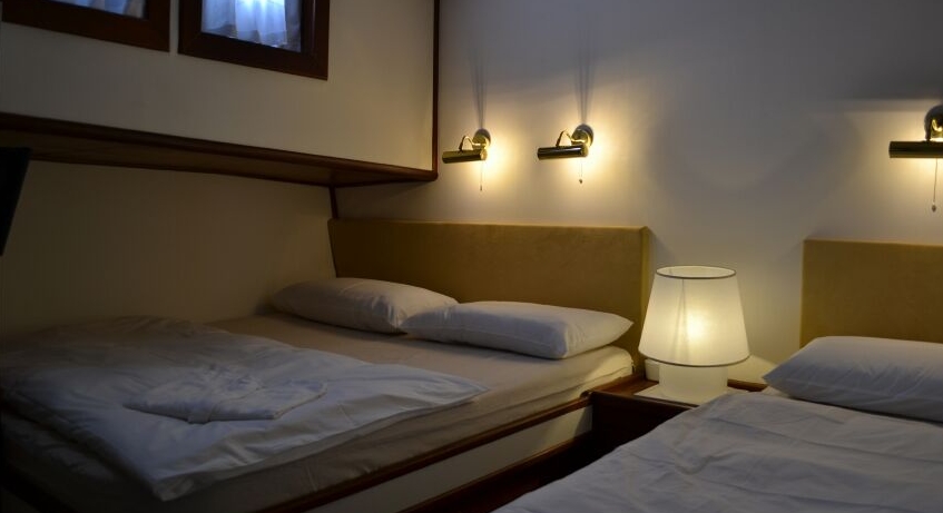 Charter Yacht DVI MARIJE - Gulet 27m - 5 Cabins - Amafi Coast - Naples - Capri - Positano