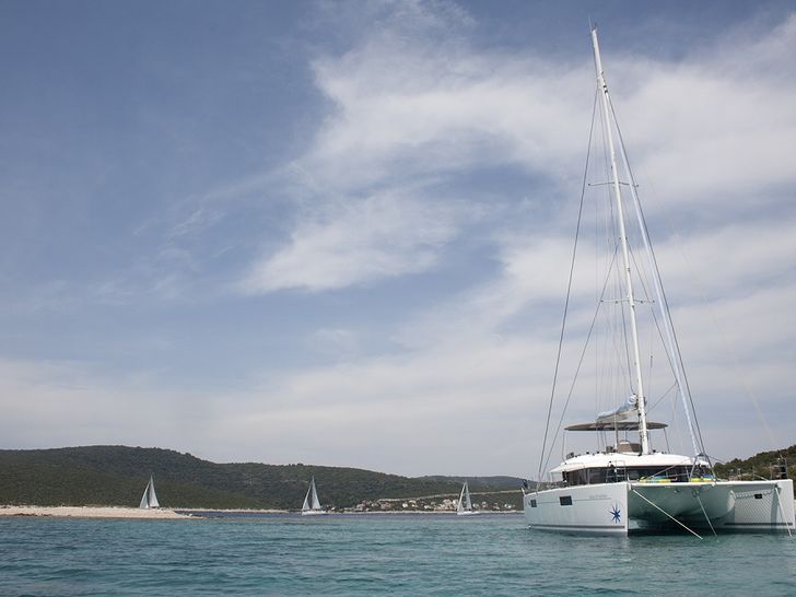 EAGLE OF NORWAY - at anchor EAGLE OF NORWAY - at anchor