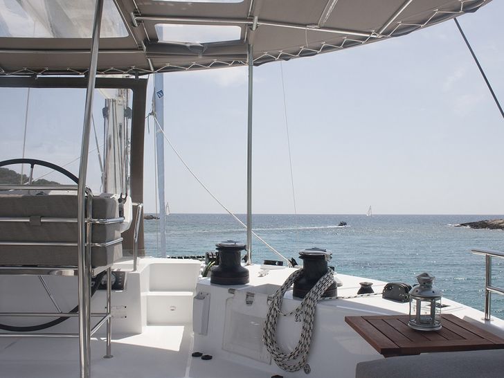 EAGLE OF NORWAY - fly bridge EAGLE OF NORWAY - fly bridge