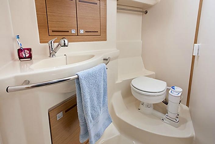 Charter Yacht Elan 394 - 3 Cabins - Sibernik - Croatia