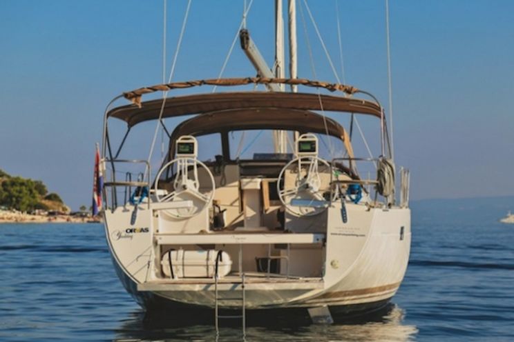 Charter Yacht Elan 50 - 5+1 Cabins - 2017 - Split