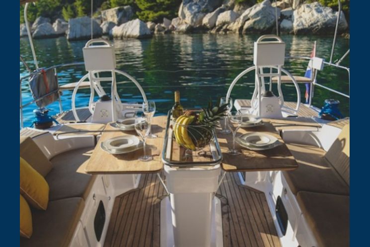 Charter Yacht Elan 50 - 5+1 Cabins - 2017 - Split