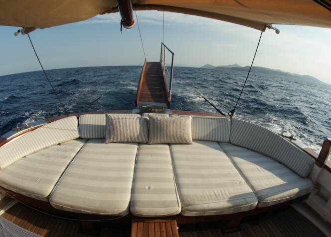 Charter Yacht ELEFTHERIA - Custom Build - 3 Cabins - Athens - Mykonos - Lefkas - Rhodes