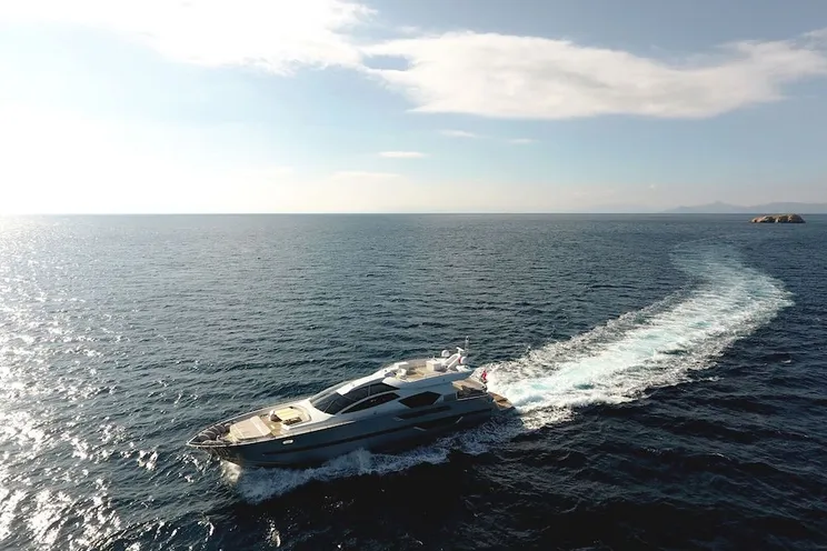 Charter Yacht ELEVEN I - Italcraft 90 - 4 Cabins - Athens - Mykonos - Paros - Cyclades - Greece