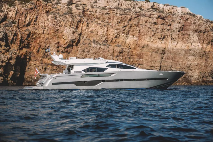 Charter Yacht ELEVEN I - Italcraft 90 - 4 Cabins - Athens - Mykonos - Paros - Cyclades - Greece