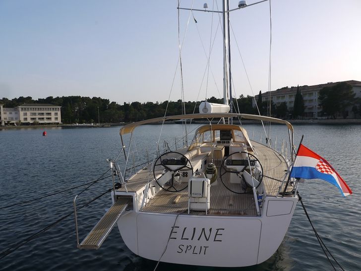 ELINE X-Yacht X65 - helm and upper deck ELINE X-Yacht X65 - helm and upper deck