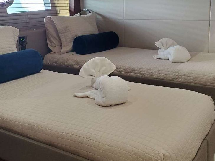 28m Sunseeker ELITE Twin