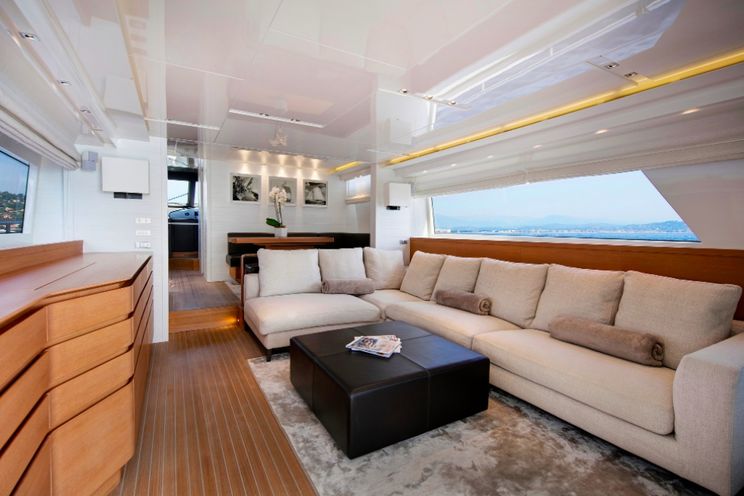 Charter Yacht EMOTION - San Lorenzo 72 - 4 Cabins - Antibes - Cannes - Monaco