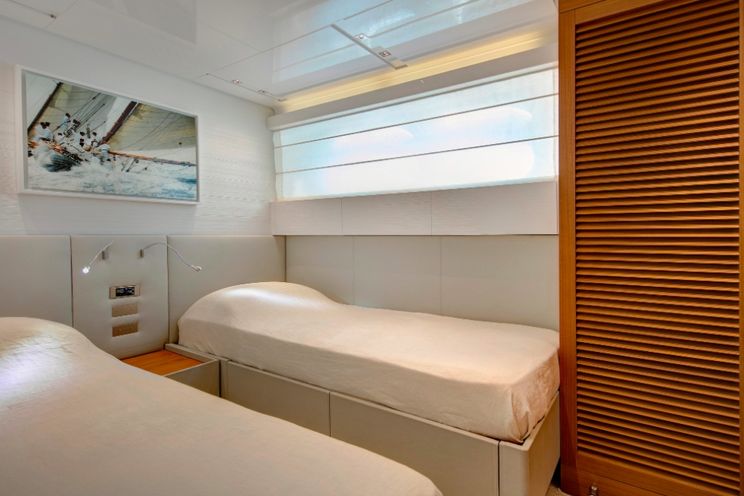 Charter Yacht EMOTION - San Lorenzo 72 - 4 Cabins - Antibes - Cannes - Monaco