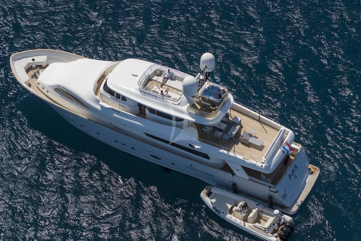 Charter Yacht ENA - Ferretti Custom Line Navetta 30 - 5 Cabins - Zadar - Split - Dubrovnik - Hvar - Croatia
