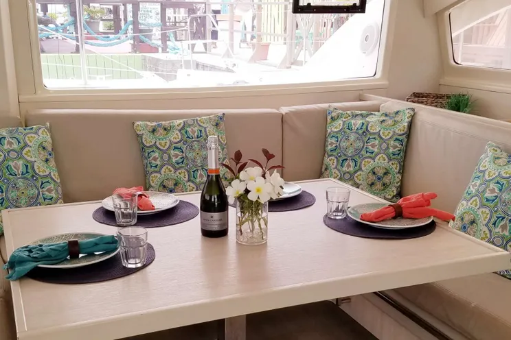 Charter Yacht ENDLESS OPTIONS - Leopard 48 - 4 Cabins - Belize - Caye Caulker - San Pedro