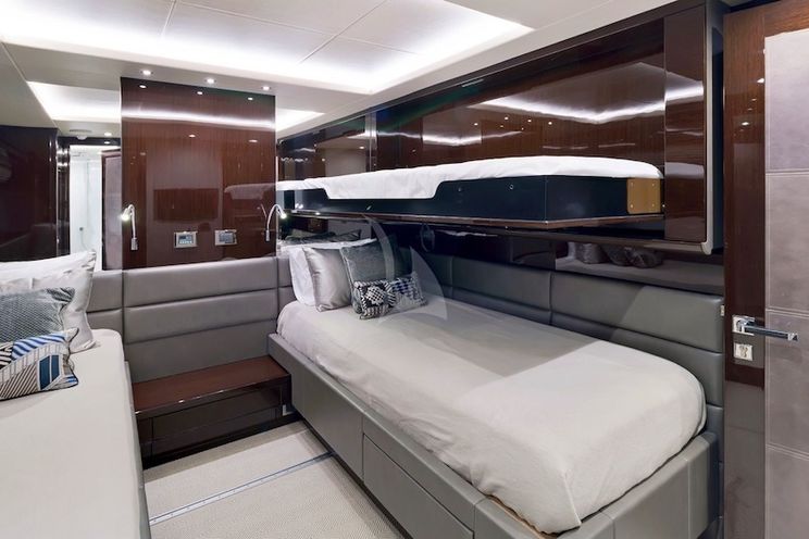 Charter Yacht SYNERGY - Sunseeker 86 - 4 Cabins - Tortola - Virgin Gorda - Anegada - St Lucia