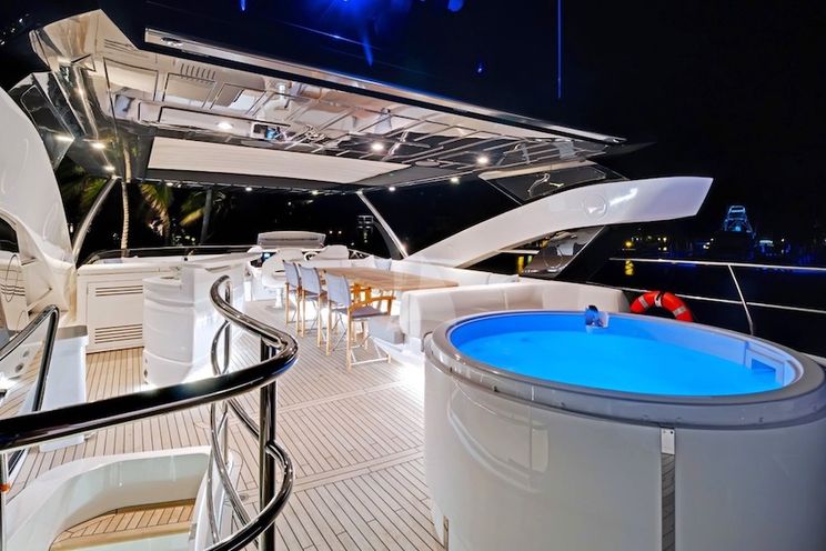 Charter Yacht SYNERGY - Sunseeker 86 - 4 Cabins - Tortola - Virgin Gorda - Anegada - St Lucia