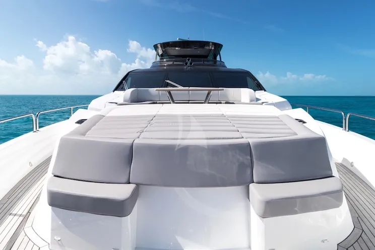 Charter Yacht SYNERGY - Sunseeker 86 - 4 Cabins - Tortola - Virgin Gorda - Anegada - St Lucia