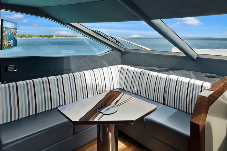 Charter Yacht SYNERGY - Sunseeker 86 - 4 Cabins - Tortola - Virgin Gorda - Anegada - St Lucia