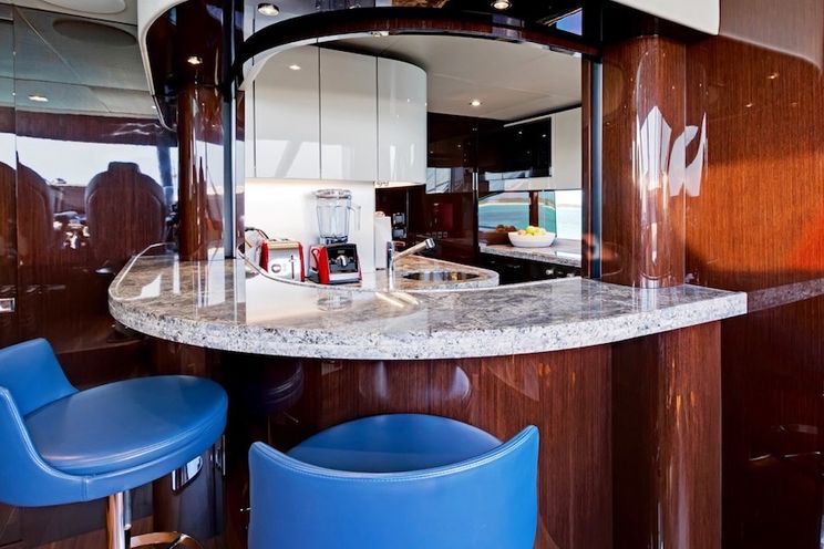 Charter Yacht SYNERGY - Sunseeker 86 - 4 Cabins - Tortola - Virgin Gorda - Anegada - St Lucia