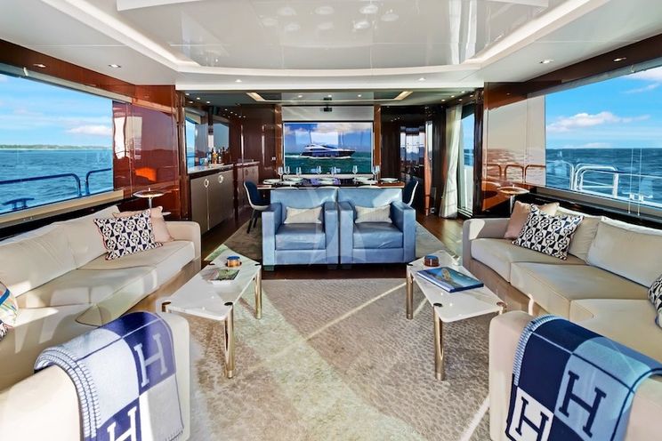 Charter Yacht SYNERGY - Sunseeker 86 - 4 Cabins - Tortola - Virgin Gorda - Anegada - St Lucia