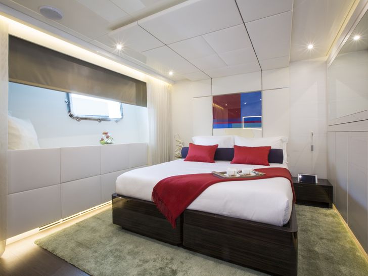 ENTOURAGE Admiral 47m Luxury Superyacht Guest Cabin