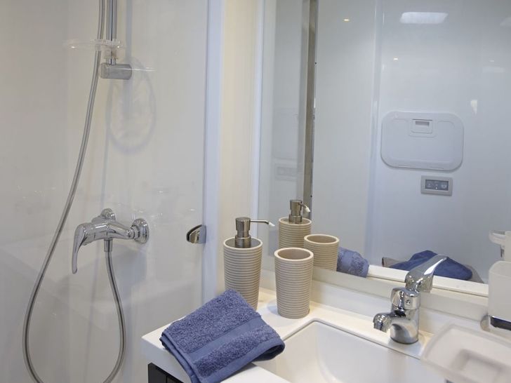 EXODUS - En-suite