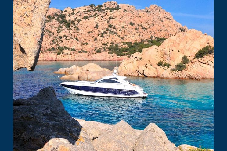 Charter Yacht Fairline Targa 52 - 10 Guests Cruising - Porto Cervo - Olbia - Cannigione