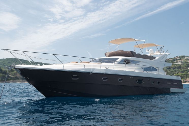 Charter Yacht FAST - Ferretti 620 - St Tropez - Cogolin - Port Grimaud - St Maxime