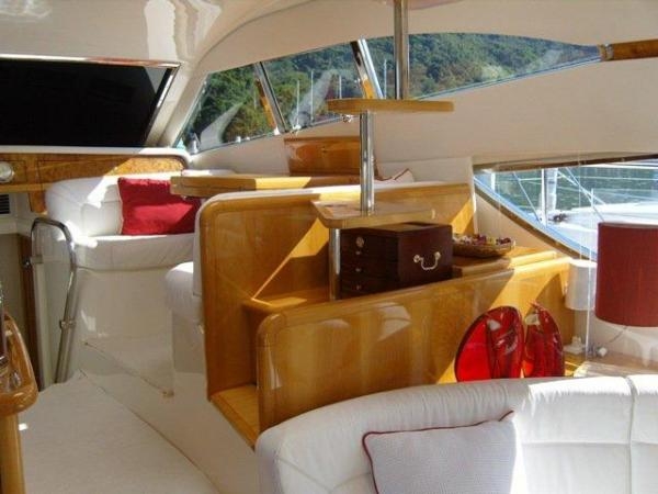 Charter Yacht Ferretti 55 - 2 Cabins - Rio de Janeiro
