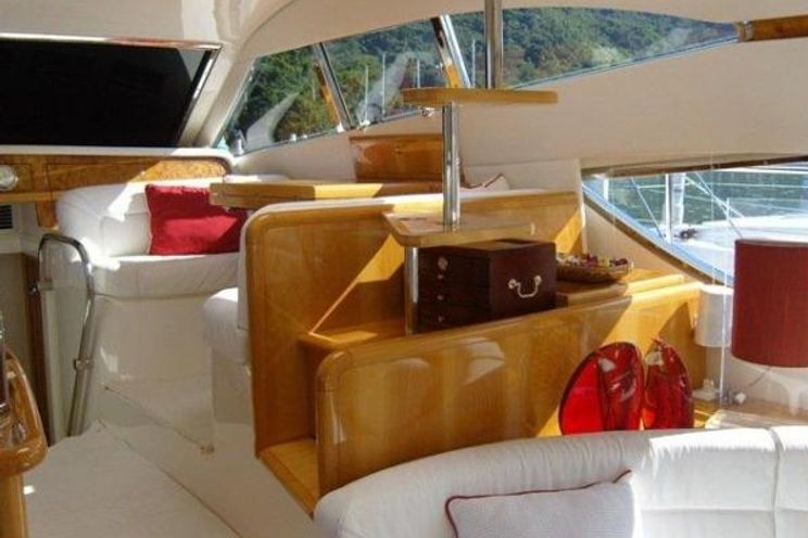 Charter Yacht Ferretti 55 - 2 Cabins - Rio de Janeiro