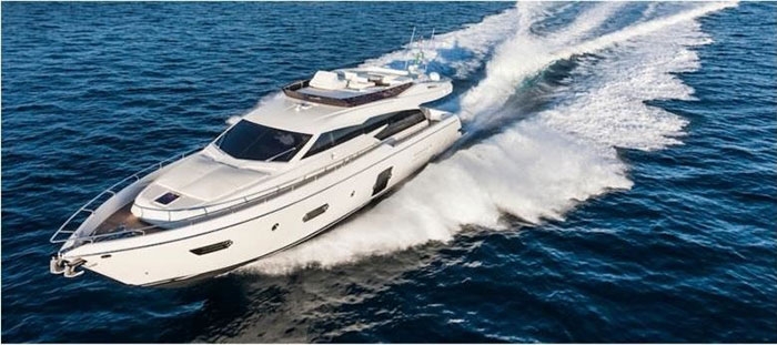 Charter Yacht Ferretti 55 - 2 Cabins - Rio de Janeiro