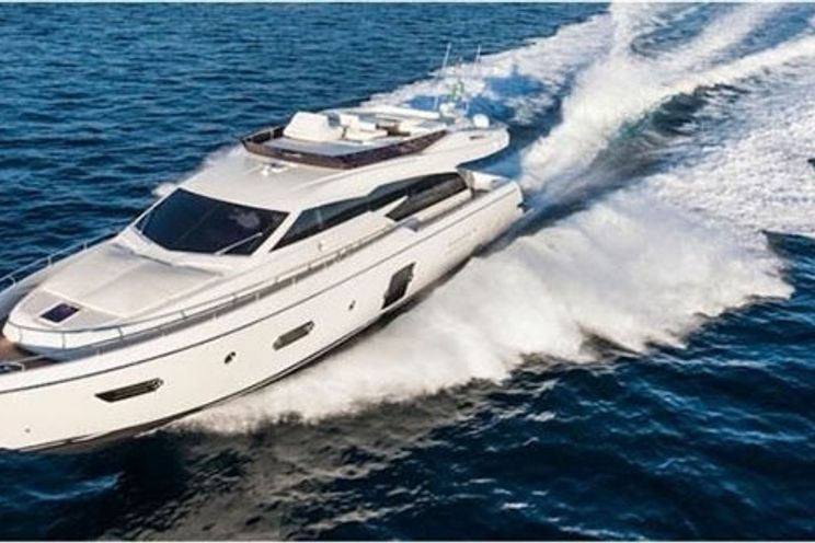 Charter Yacht Ferretti 55 - 2 Cabins - Rio de Janeiro
