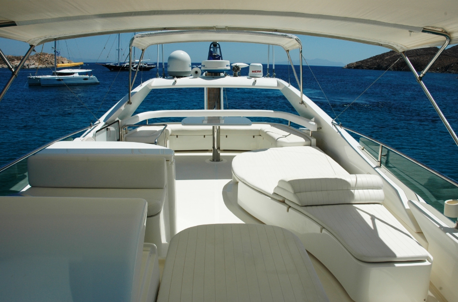 Charter Yacht Ferretti 590 - 3 Cabins - Mykonos