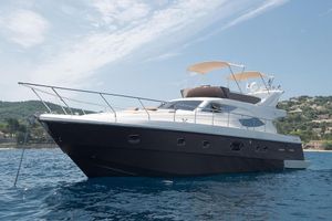 Ferretti 620 - St Tropez - Cannes - Monaco Ferretti 620 - St Tropez - Cannes - Monaco