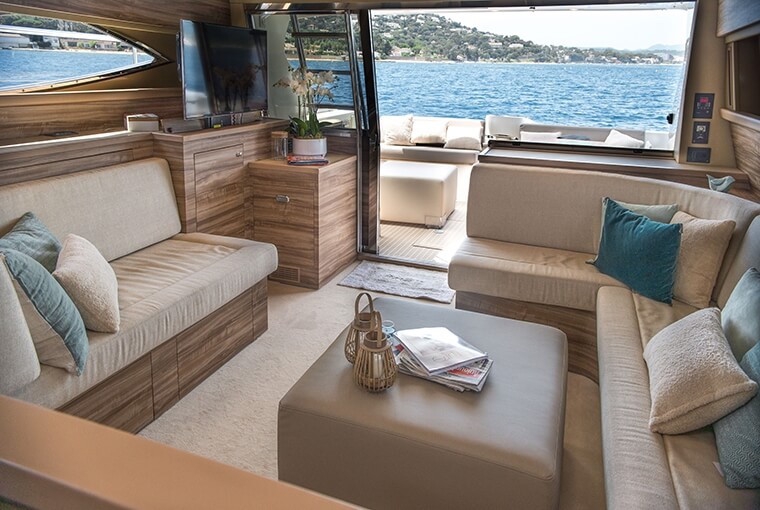 Ferretti 620