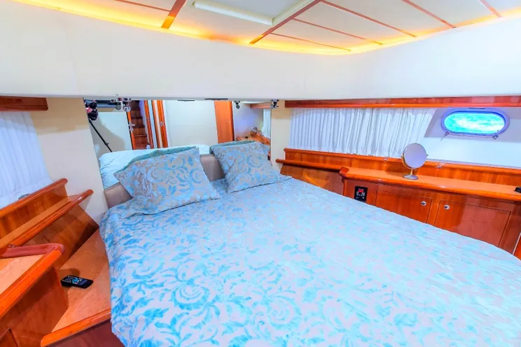 Charter Yacht Ferretti 68 - Day Charter Yacht - Mykonos - Paros - Naxos - Delia