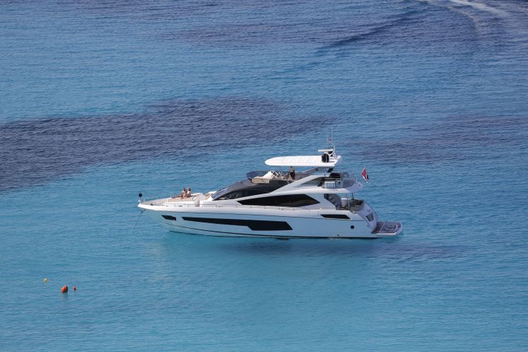 Charter Yacht FINEZZA - Sunseeker 75 Yacht - 4 Cabins - Corfu - Lefkas - Kefalonia