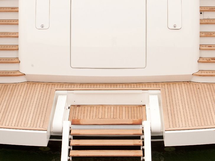 Swim Platform Swim Platform