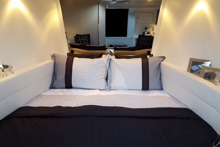 Charter Yacht FLASH - Van Dutch - Day Charter Yacht - Monaco - Cannes - St Tropez