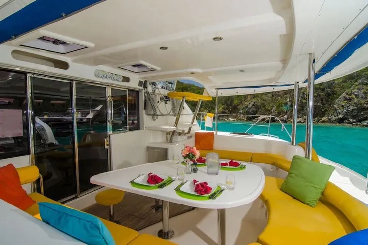 Charter Yacht MARY - Leopard 46 - 3 Cabins - Belize City - San Pedro