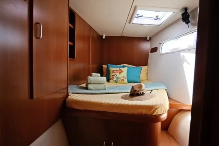 Charter Yacht MARY - Leopard 46 - 3 Cabins - Belize City - San Pedro